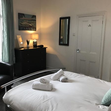 Bright Spacious 3-Bed With Office & Patio, Preston Preston  Eksteriør billede