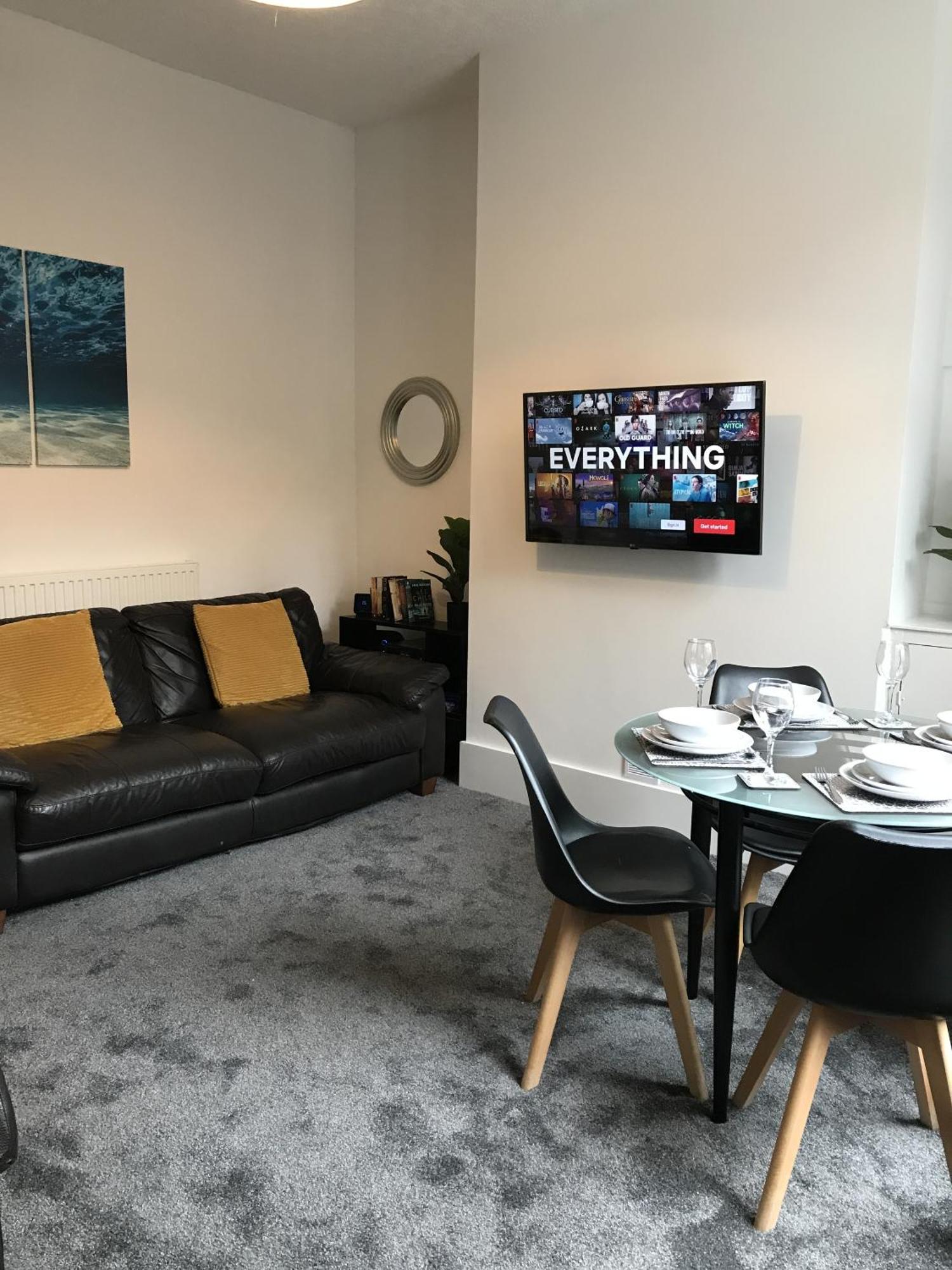 Bright Spacious 3-Bed With Office & Patio, Preston Preston  Eksteriør billede