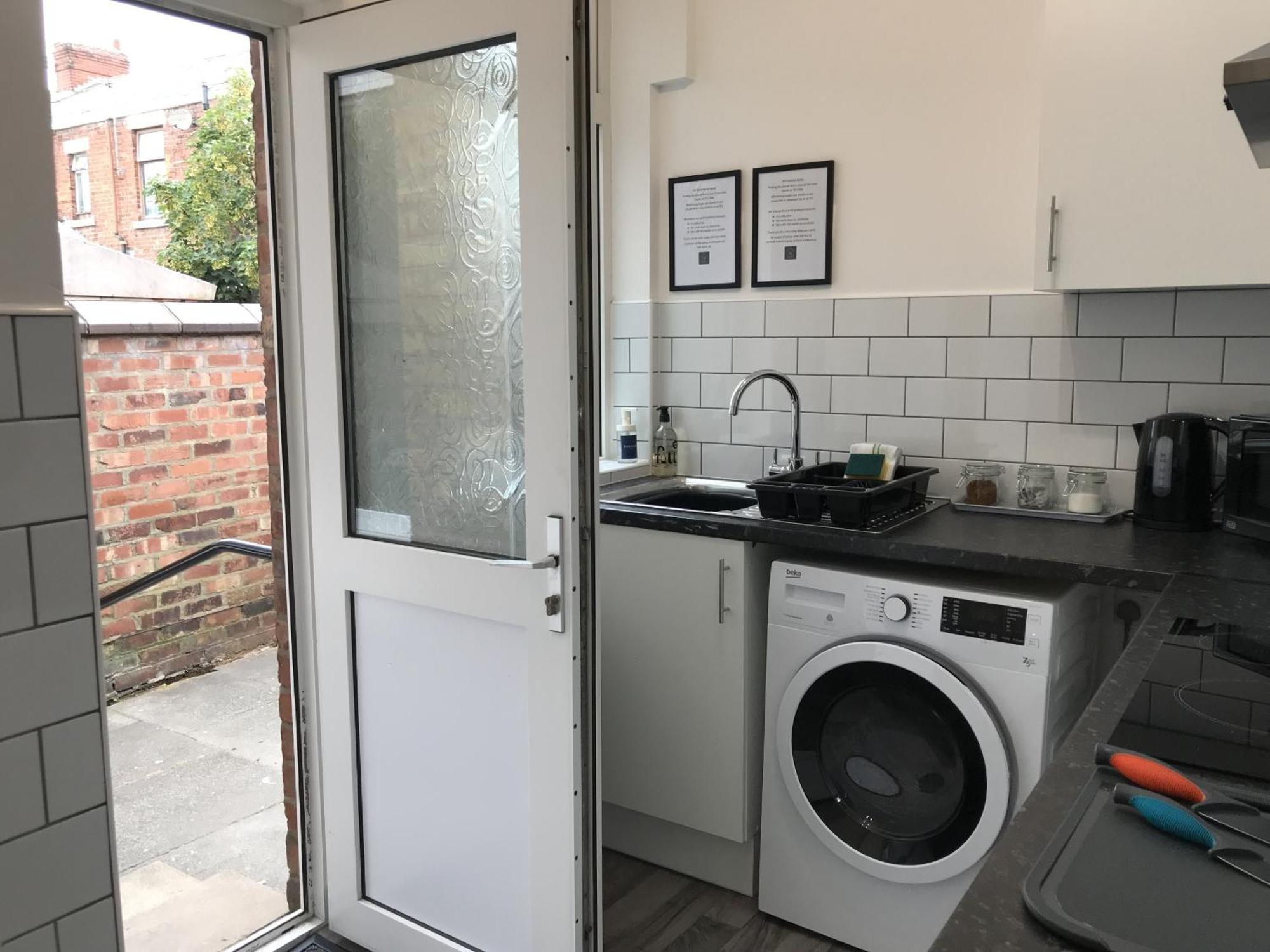 Bright Spacious 3-Bed With Office & Patio, Preston Preston  Eksteriør billede