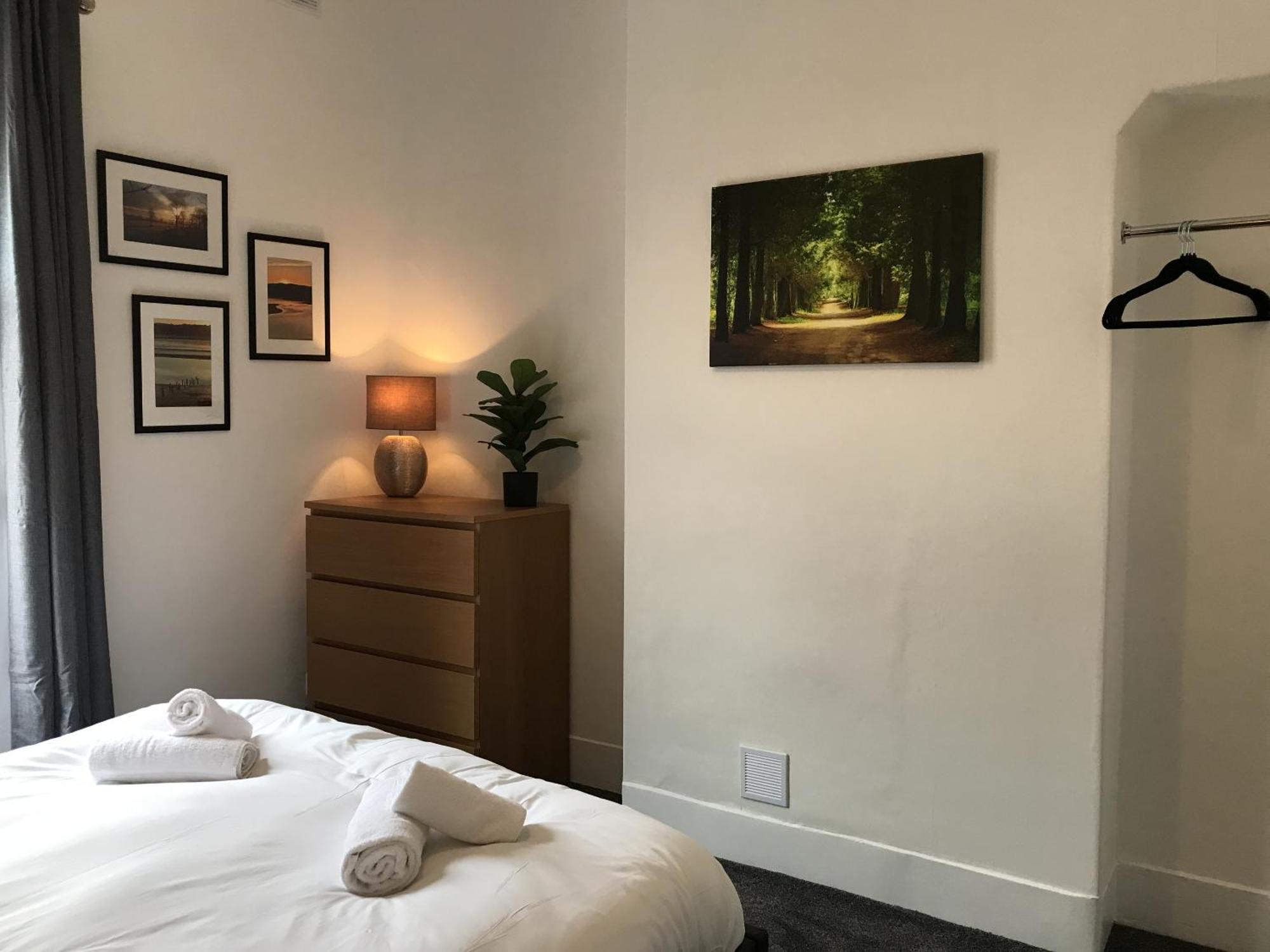 Bright Spacious 3-Bed With Office & Patio, Preston Preston  Eksteriør billede
