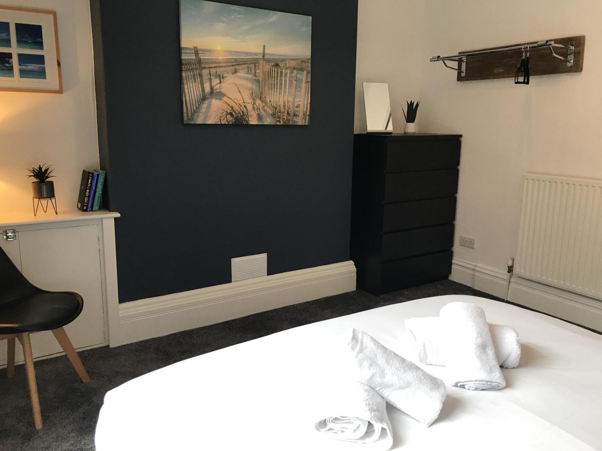 Bright Spacious 3-Bed With Office & Patio, Preston Preston  Eksteriør billede