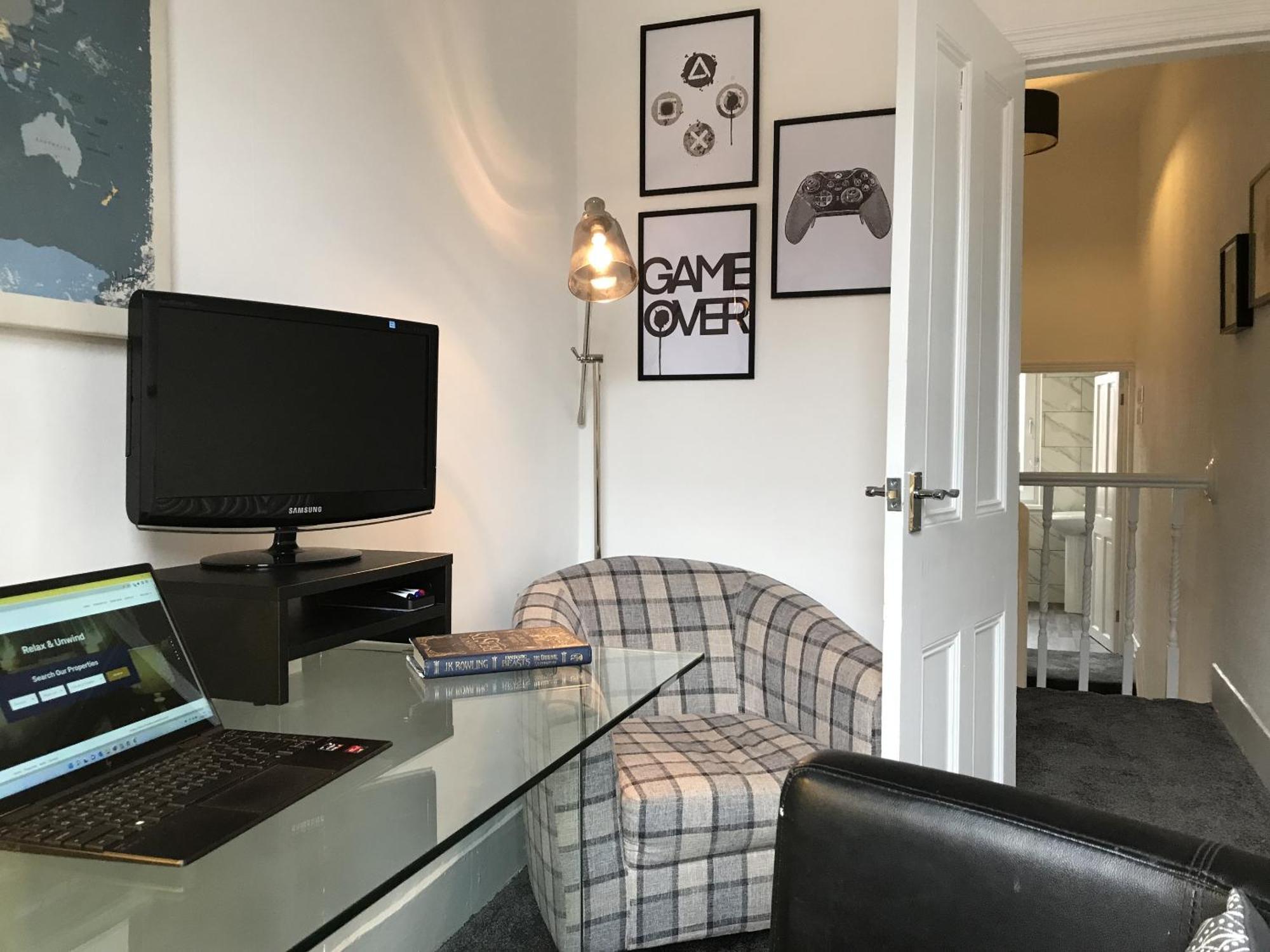 Bright Spacious 3-Bed With Office & Patio, Preston Preston  Eksteriør billede