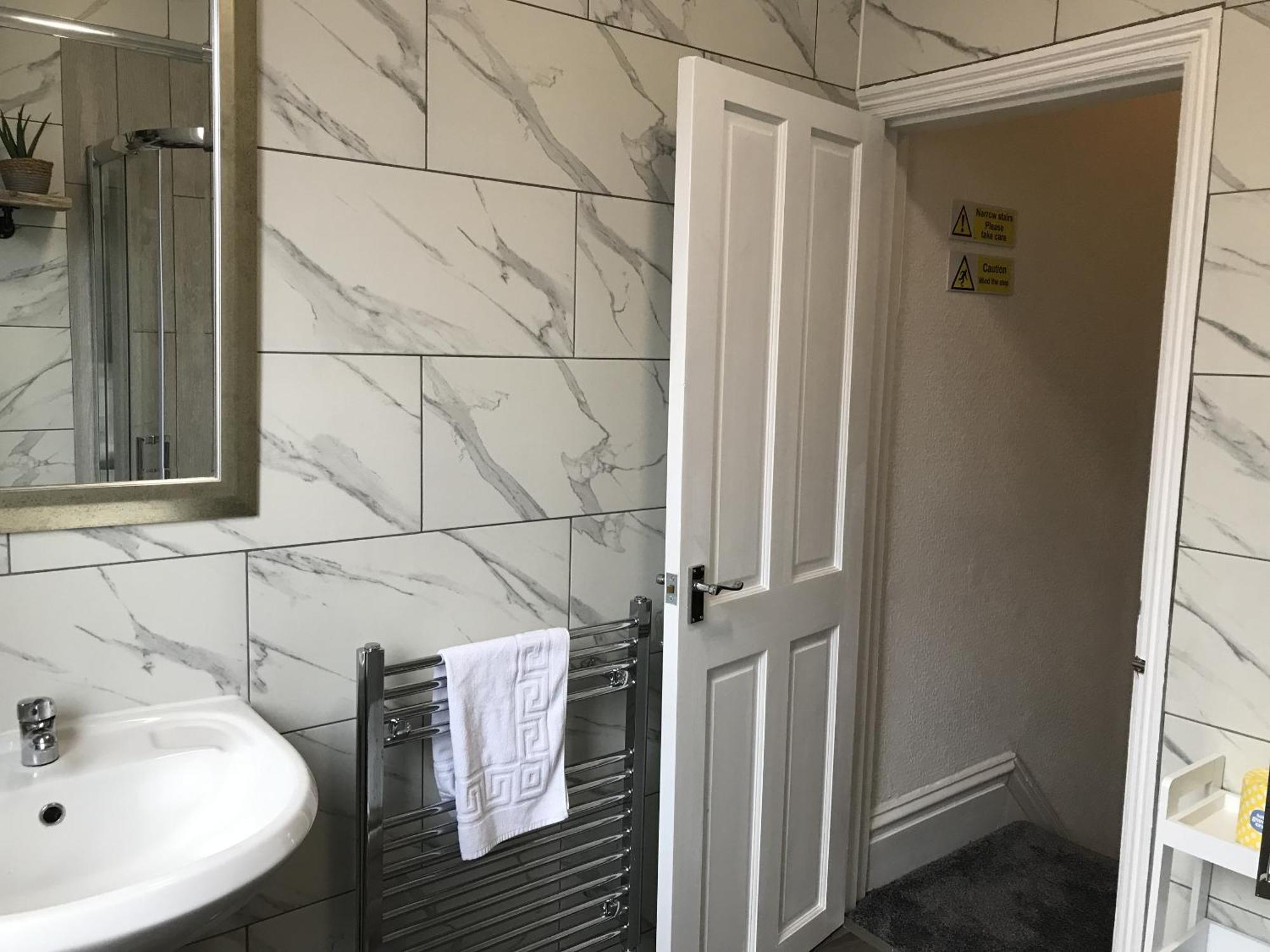 Bright Spacious 3-Bed With Office & Patio, Preston Preston  Eksteriør billede